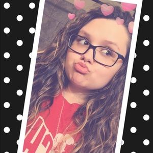 Meet your Posher, Marissa